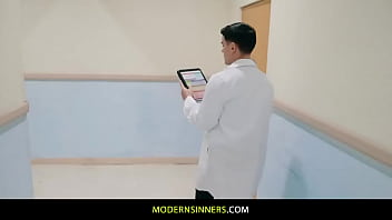 Preview 1 of Seachsex Koreo Porn - Doc&#039_s next patient bend over for bareback fuck - Dakota Payne,  Michael Boston