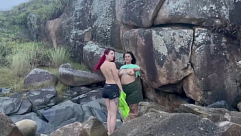 Preview 2 of Sohag Rat Xxxx - Cedo da Manh&atilde_ noix fazendo putaria na praia