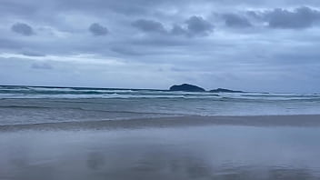 Preview 4 of Sohag Rat Xxxx - Cedo da Manh&atilde_ noix fazendo putaria na praia