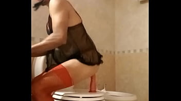 Preview 2 of 1080phd Xx Videos - Video N&uacute_m #159. Con peluca y mi tanga roja favorita