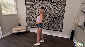 Preview 1 of Vieilles Sex - YNGR - Big Booty Blonde Brookie Blair Got Her Tight Pussy Drilled Hard