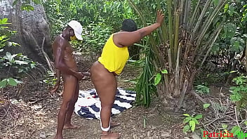 Preview 3 of Xxx Seaxy Video - forest guard fucked BBW Desi aunty in the Bush