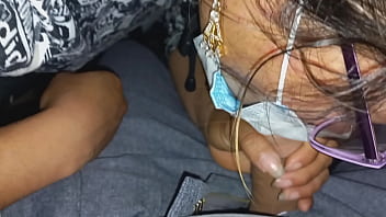 Preview 4 of Old Big Aunthi - SUPREMA ESTUDIANTE INMORAL DEL PORNO CASERO,   MANEJA LA OFICINA DEL DIRECTOR PARA SUBIR VIDEOS EN XVIDEOS.COM