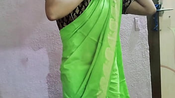 Preview 2 of Kenar Xxx India Hindi - देसी भाभी ने कहा मुझे की चोदो मेरी चूत बहुत गर्म हुऐ है