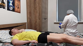 Preview 1 of Sunny Leone Fucing Photos - He called a doctor&rsquo_s woman at home and persuaded anal sex