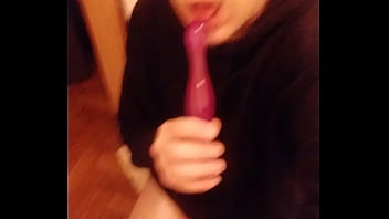 Preview 2 of Club Lug - Femboy body and knee socks