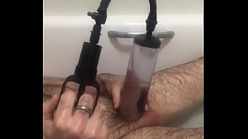 Preview 1 of Indian Hijab Xnxx Com - Trying out penis pump in bathtub