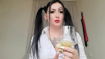 Preview 3 of Xxx Vido Up Basti - Sweet and delicious apple spit for the dirty boy. Open your mouth and enjoy an unforgettable cocktail from Dominatrix Nika.