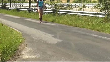 Preview 1 of Tube Nude Rekha - &ouml_ffentlich auf der Stra&szlig_e gewichst
