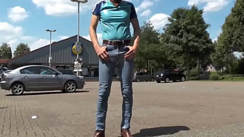 Preview 1 of Teacher S Rape - auf Supermarktparkplatz in die Jeans gepisst