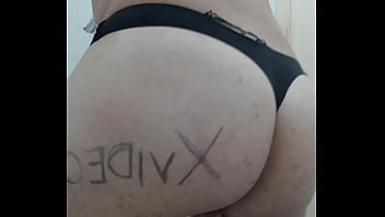 Preview 3 of Johnny Sins Spilled Tea - V&iacute_deo de verificaci&oacute_n