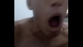Preview 2 of Mom Courage - Mamando uma piroca
