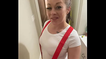 Preview 1 of Girl Mouth Drink Pee - Young pawg fucks a friend of her stepdad and lets him cum on her face