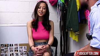 Preview 1 of Alia Bhata Xxx Vedo - The Senators Stepdaughter Secretly Wants Loss Prevention Officer Cock