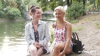 Preview 1 of Use Phone - Ersties: Lisa M. und Gabi auf geiler Shoppingtour