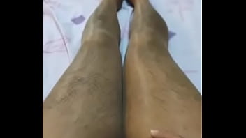 Preview 2 of Veronique Vega 18 Years Old - Chica tv con zapatillas