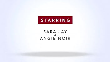 Preview 1 of Esposa Pagando Apuesta - Busty Beauties Sara Jay And Angie Noir Eat Hot Pussy And Cum
