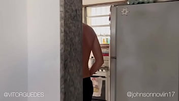 Preview 2 of Xnxx Dede - Neg&atilde_o Pirocudo levando rola do novinho enquanto Assisti o jogo do Brasil copa do mundo bareback  Johnsonnoviin17  Ric Carioca    Juninho Oficial