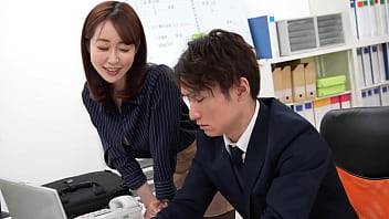 Preview 2 of Xvideo Big Milk - おばさん女上司と残業セックス中出しオフィス　篠田ゆう