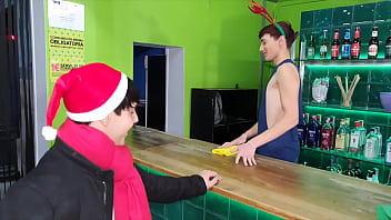 Preview 2 of Buld Girne Wala Poranhub - Little christmas reindeer&#039_s temptation