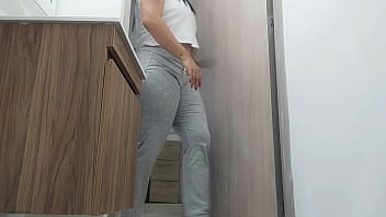 Preview 4 of Marathi Gawran Sex - GRABANDO EL GRAN CULO DE MI HERMANASTRA