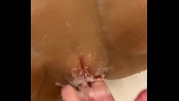 Preview 2 of Pakistani Afreen Khan Xxx Videos - Russian MILF washes her assistant friend after being fucked by a client in San Francisco