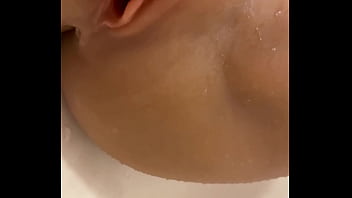 Preview 4 of Pakistani Afreen Khan Xxx Videos - Russian MILF washes her assistant friend after being fucked by a client in San Francisco