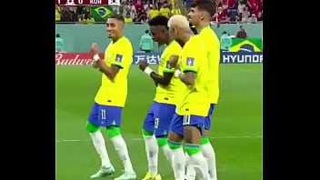 Preview 2 of Xxx Video Ko - BRASIL COMENDO CU DA COREIA AO VIVO!!!! NEYMAR E SUA TURMA COMEMORAM