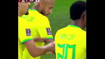 Preview 3 of Xxx Video Ko - BRASIL COMENDO CU DA COREIA AO VIVO!!!! NEYMAR E SUA TURMA COMEMORAM