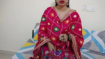 Preview 1 of Www Xxx Com7 - xxx Indian Desi step-mom ne sex ki lat laga di full hindi video xxx big boobs Saarabhabhi6 clear Hindi audio horny sexy