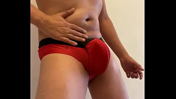 Preview 1 of Tiny Small Pawg - MASTURBANDOME Y VINIENDOME EN B&Oacute_XER ROJO