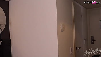 Preview 1 of Xxx Fora - Tanga bei Seite und Fotze besamt - Deutsche Putzfrau in Nylons gefickt