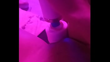 Preview 1 of Tube Porn Velociboy - Gozando pra voc&ecirc_ com as pernas abertas!
