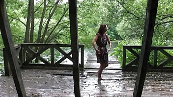 Preview 1 of Bfxxx Black Man - Striptease in the rain