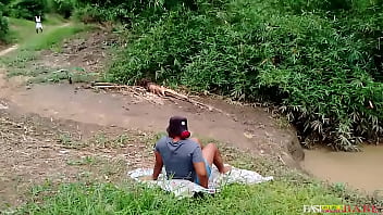 Preview 2 of Amateur Cheyenne5 - The mami I visited her beside the water