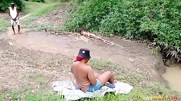 Preview 3 of Amateur Cheyenne5 - The mami I visited her beside the water