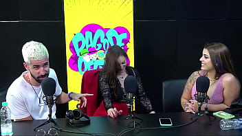 Preview 3 of Cei Hoi - Leleco beijou duas gostosas bem safadas