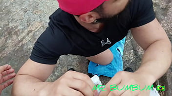Preview 2 of Animals With Uman - SEXO NA PRAIA : UMA PUTA ESPERA DE QUATRO USANDO FIO DENTEL EM CIMA DAS PEDRAS PARA FAZER OS MACHOS RELAXAR. ( COMPLETO NO RED)