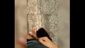 Preview 4 of Xxxxc2016 - Mijando na rua e andando com o pau duro pra fora