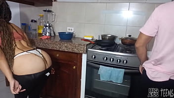 Preview 2 of Viyf Video - Cuanto quieres por tu TANGA? - SEXO por DINERO