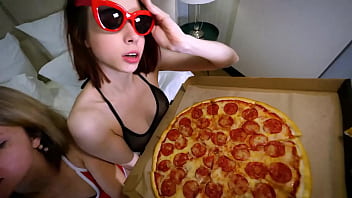 Preview 1 of Gay Xxxx Videos - Pizza Dick Delivery 4some orgy BGGG