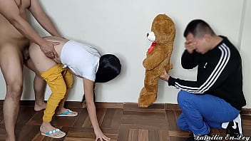 Preview 3 of Mother Son Sex Relationships - Prefiero La Polla de mi Amante que los regalos de peluche de mi Esposo Cornudo NTR