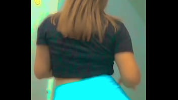 Preview 2 of Fandt Retro - Calcinha marcando na legging