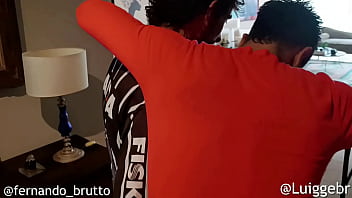 Preview 1 of Teen Girl Rape - Luiggi fudendo o cu do Brutto (cont. no Red)