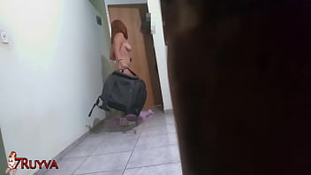 Preview 2 of Tigu Sex - Fiquei escondido gravando minha esposa fazendo sexo com o entregador de pizza