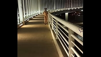 Preview 1 of Xxx Video Hd202 - paseando en puente de c&oacute_rdoba