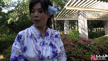 Preview 4 of New Xxx Sex Pron - Japanese lady with big tits in kimono Saki Aoyama sucks cock outdoors uncensored.