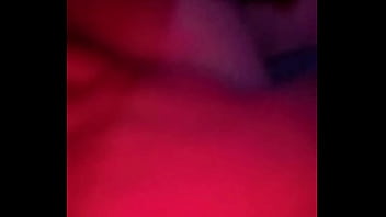Preview 3 of Lesbian Teens Seduce Mom - Tutorial de como comer um Cuzinho
