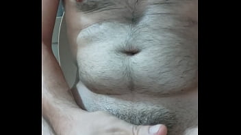 Preview 4 of Oldje Com Man - Paja rapida en el ba&ntilde_o