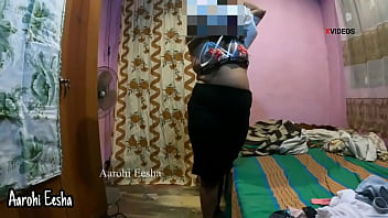 Preview 4 of Bhojpuri Xx Local Video - Indian sexy chubby girl show sexy body and changing her cloths